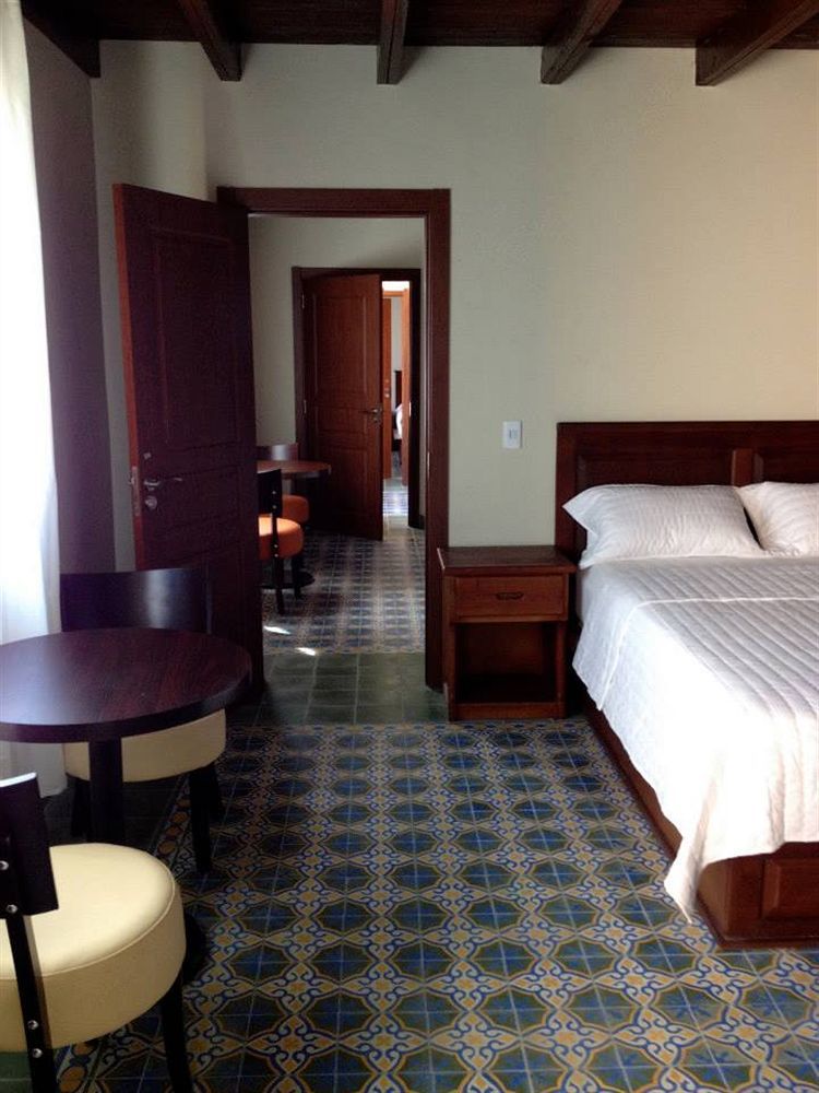 Hotel La Cretonne Les Cayes Exteriör bild
