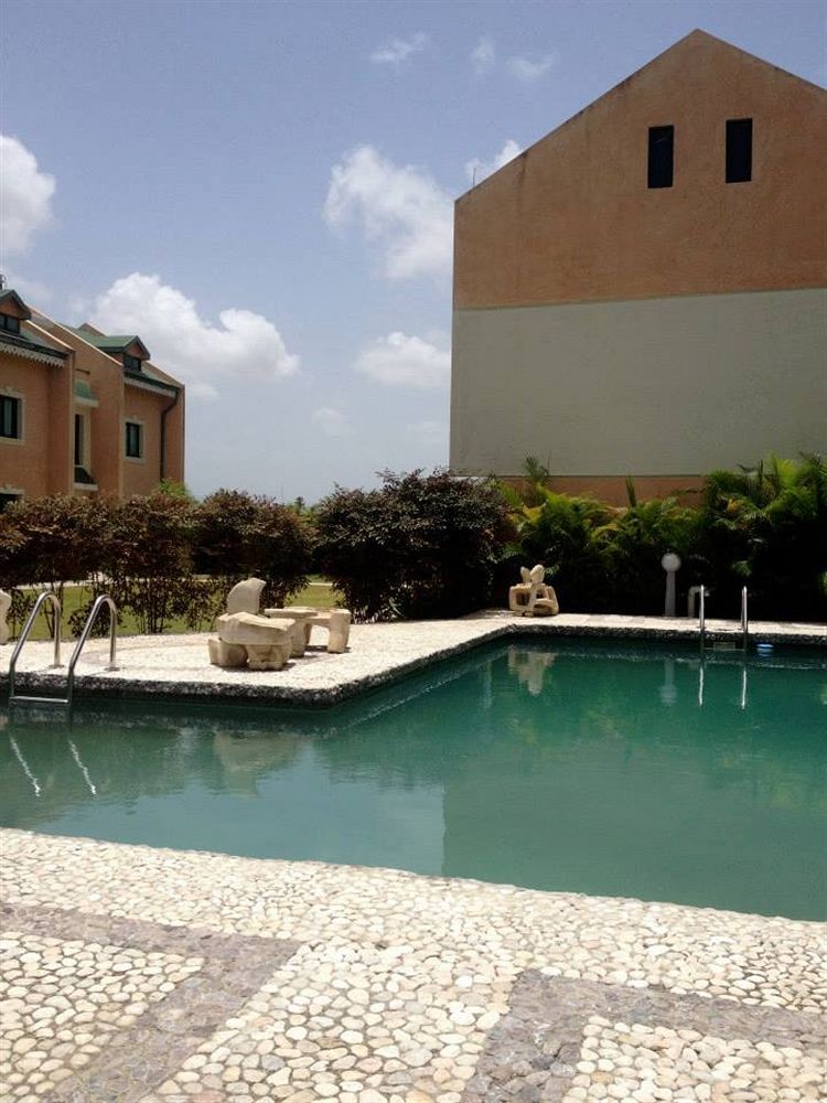Hotel La Cretonne Les Cayes Exteriör bild