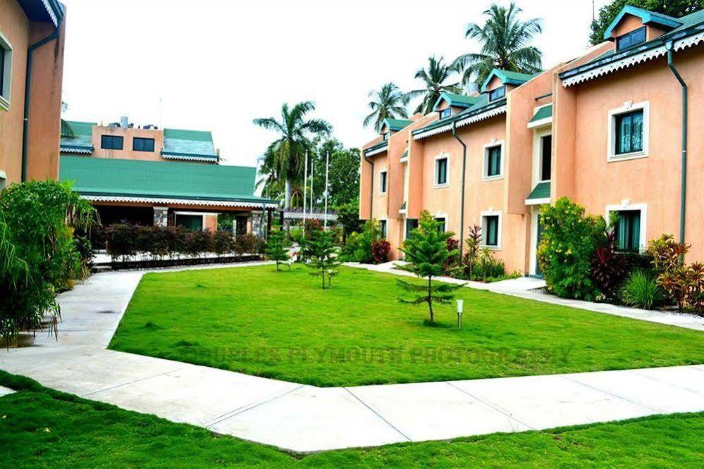 Hotel La Cretonne Les Cayes Exteriör bild